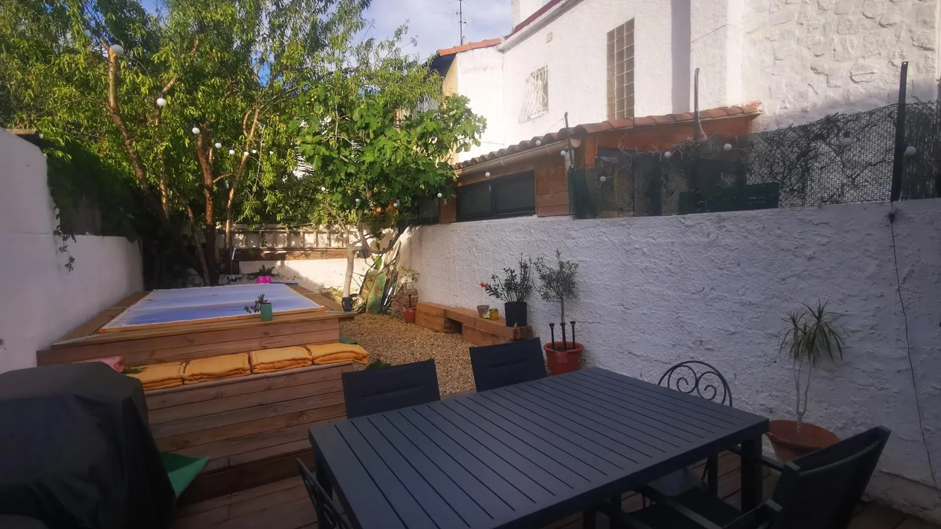 Maison De Vacances Au Chartreux - Bassin Et Exterieur Marseille France