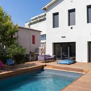Le Petit Nid Des Chutes Lavies Marseilles