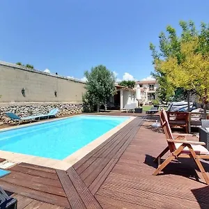 Avec Piscine Et 3 Ideale Groupe Hébergement de vacances