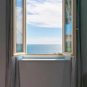 Medje, Sur La Corniche Kennedy Avec Vue Hébergement de vacances